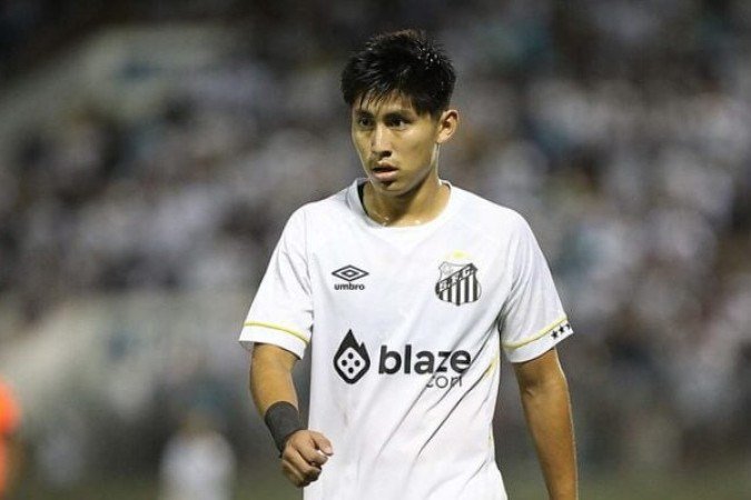 MIGUELITO - Substituiu Bontempo e teve boa movimentação pelo lado direito - Nota 6,5 - Pedro Ernesto Guerra/Santos FC