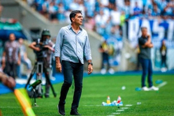 Quinteros ressalta necessidade de reforços no Grêmio - (crédito: Foto: Lucas Uebel/ Grêmio FBPA) Quinteros ressalta necessidade de reforços no Grêmio - (crédito: Foto: Lucas Uebel/ Grêmio FBPA)