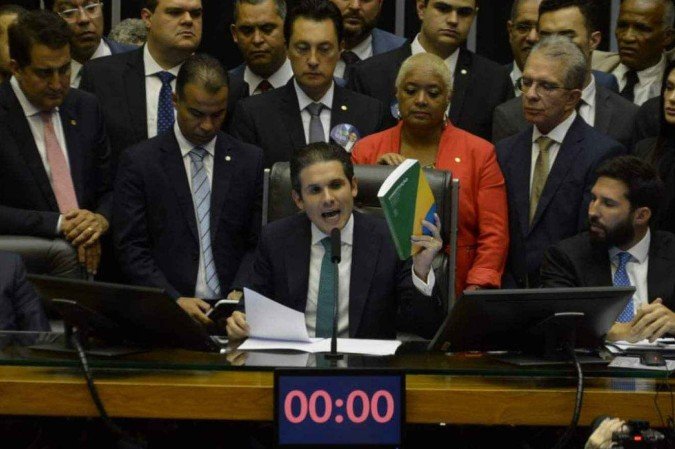 Hugo Motta em primeiro discurso como presidente da Câmara dos Deputados - (crédito: Ed Alves / CB/DaPress) Hugo Motta em primeiro discurso como presidente da Câmara dos Deputados - (crédito: Ed Alves / CB/DaPress)