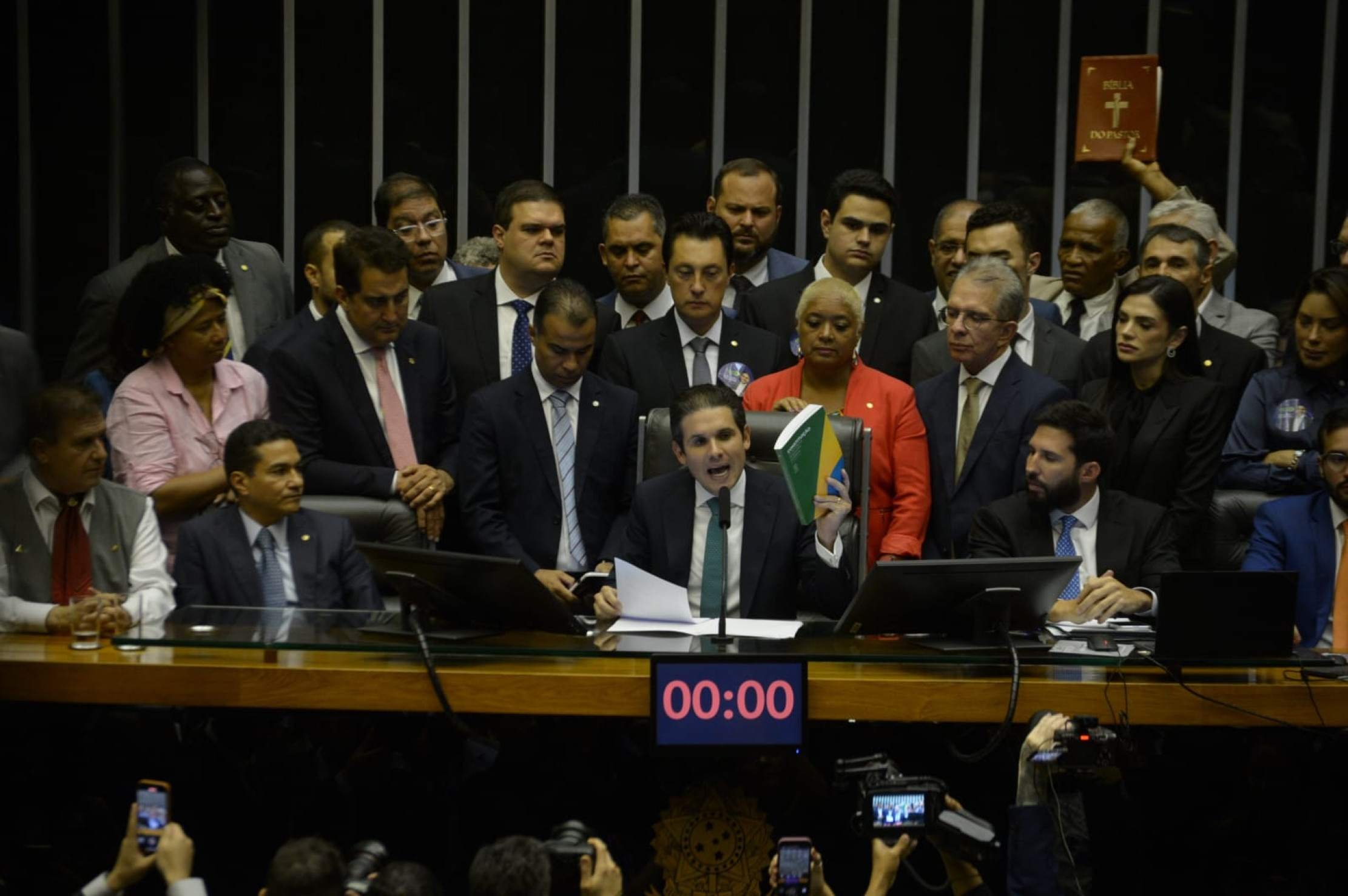 'Temos muito o que fazer', diz Motta em primeiro discurso como presidente