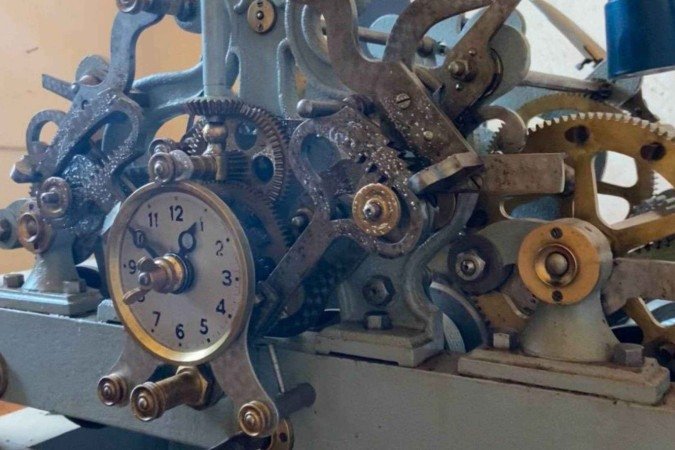 Uma ação judicial obrigou o pároco da igreja Matriz Nossa Senhora da Piedade a suspender o toque do relógio - (crédito: Acervo pessoal) Uma ação judicial obrigou o pároco da igreja Matriz Nossa Senhora da Piedade a suspender o toque do relógio - (crédito: Acervo pessoal)