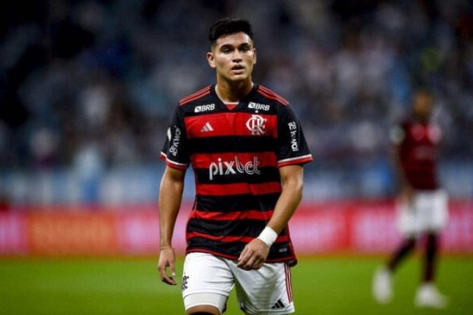 Alcaraz foi emprestado pelo Flamengo ao Everton, da Inglaterra - (crédito: Foto: Marcelo Cortes /CRF) Alcaraz foi emprestado pelo Flamengo ao Everton, da Inglaterra - (crédito: Foto: Marcelo Cortes /CRF)