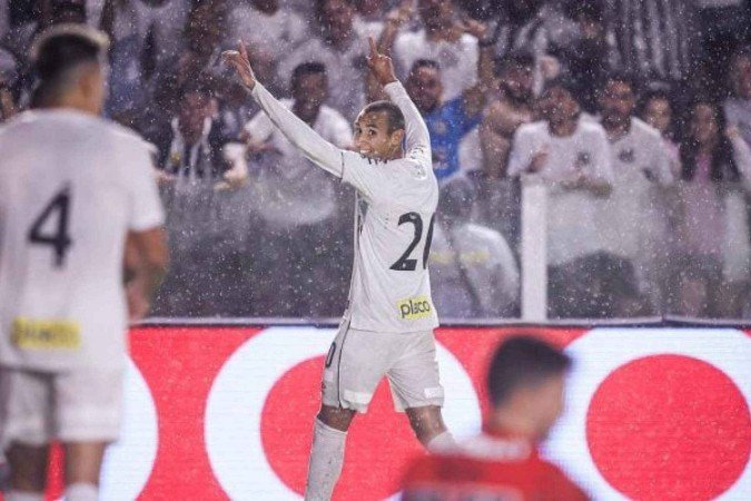 Gabriel Bontempo marcou na vitória por 3 a 1 sobre o São Paulo - (crédito: Foto: Divulgação / Santos FC) Gabriel Bontempo marcou na vitória por 3 a 1 sobre o São Paulo - (crédito: Foto: Divulgação / Santos FC)