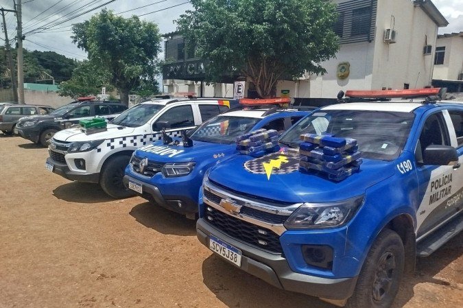 Droga foi apreendida dentro de uma casa, na Cidade Ocidental - (crédito: PMGO/PMDF/Divulgação) Droga foi apreendida dentro de uma casa, na Cidade Ocidental - (crédito: PMGO/PMDF/Divulgação)