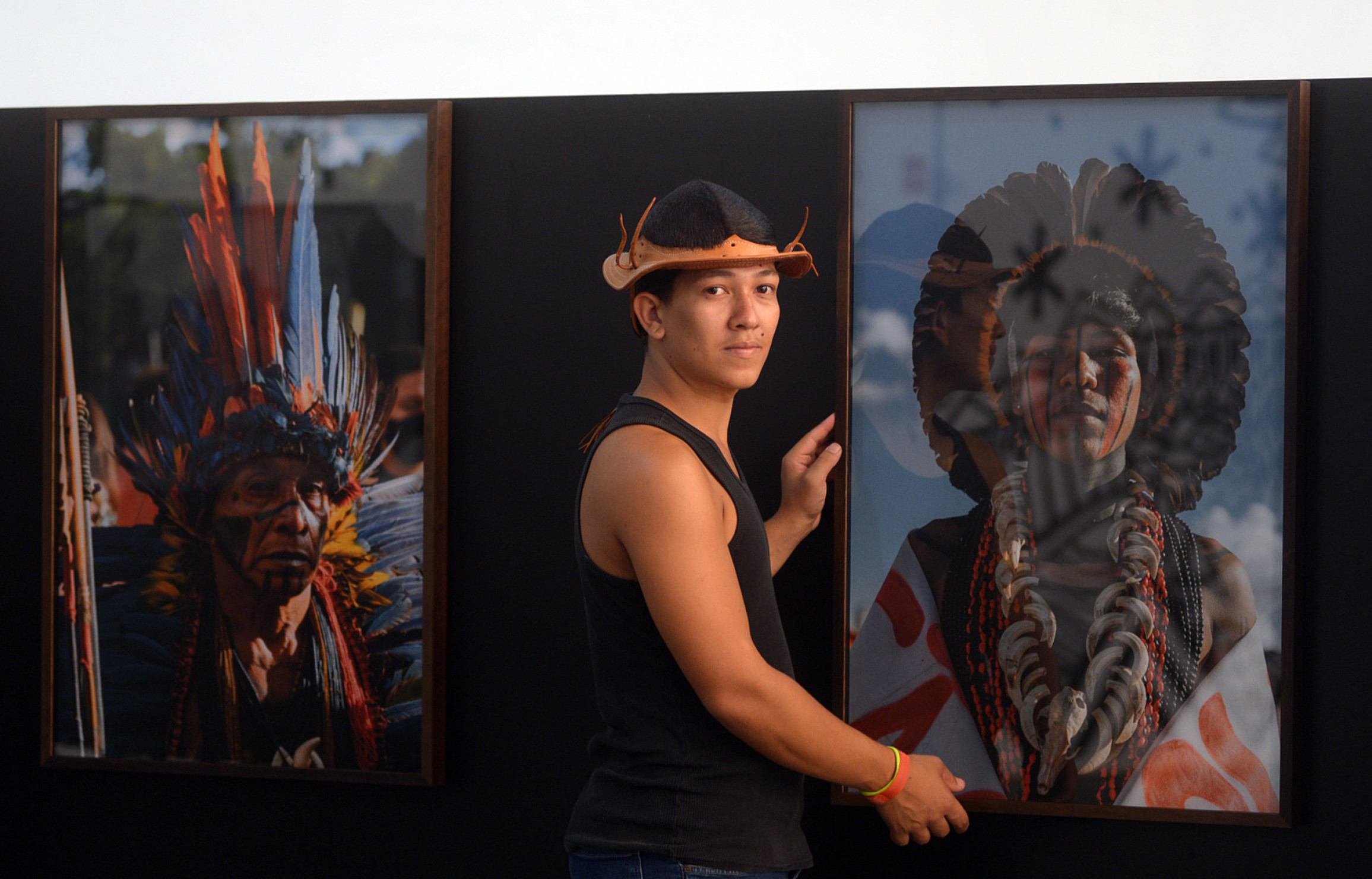 São 13 mil imagens que estão na exposição, que abre hoje