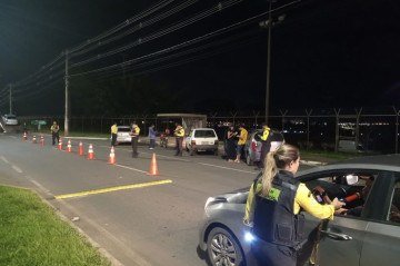 322 testes de etilômetro foram realizados no DF no fim de semana - (crédito: Divulgação / Detran-DF) 322 testes de etilômetro foram realizados no DF no fim de semana - (crédito: Divulgação / Detran-DF)