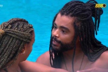 Casal tem DR na piscina  -  (crédito: Reprodução BBB)