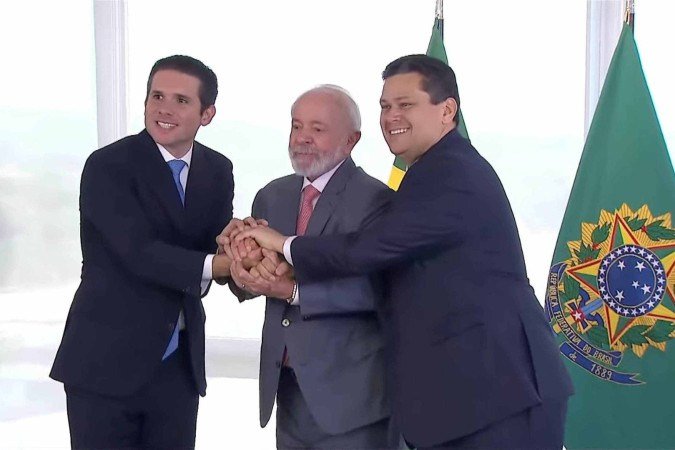 Hugo Motta, Lula e Davi Alcolumbre. - (crédito: Reprodução/YouTube) Hugo Motta, Lula e Davi Alcolumbre. - (crédito: Reprodução/YouTube)