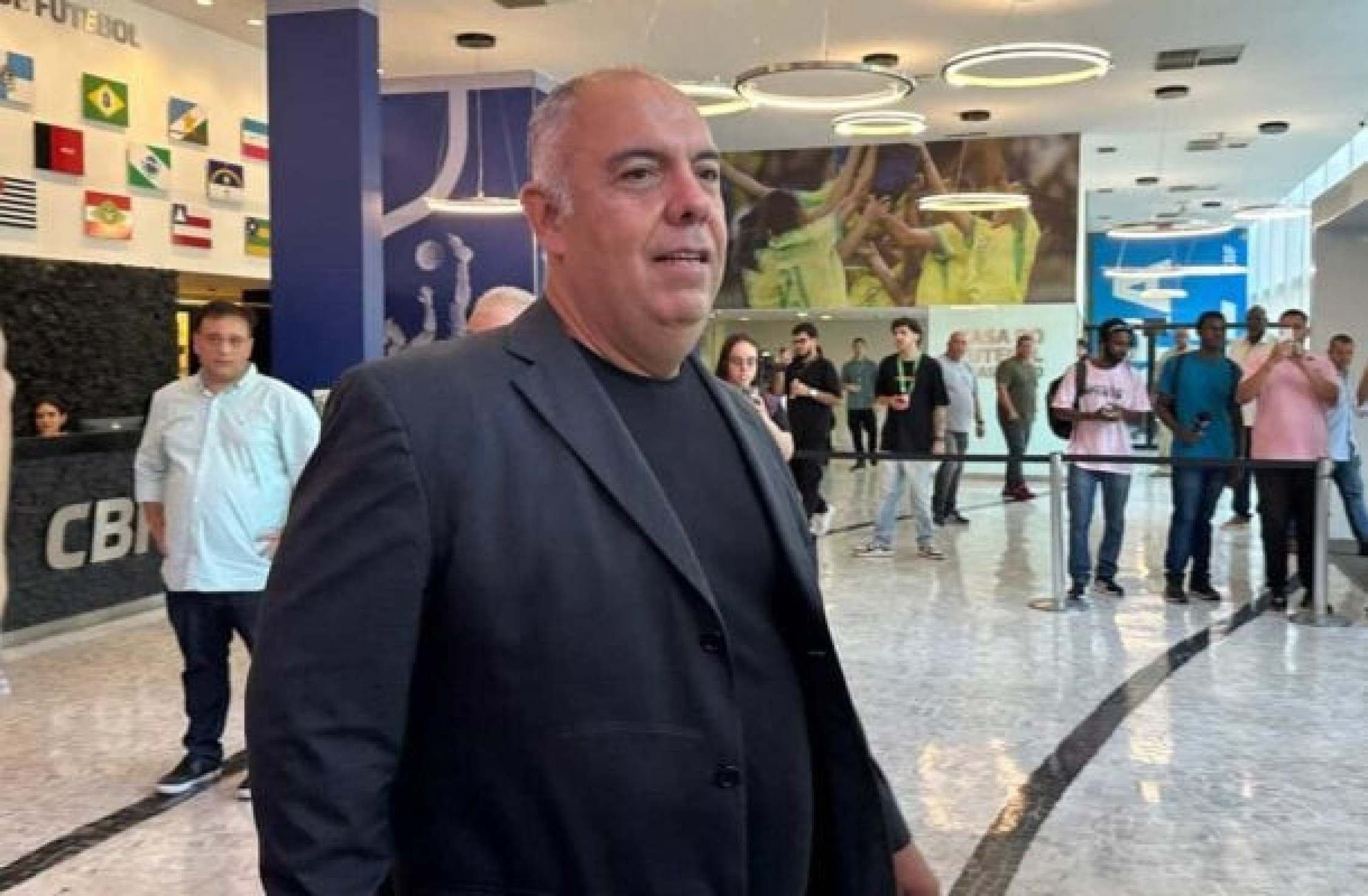 Marcos Braz reaparece nas redes sociais em vídeo de comemoração ao título do Flamengo