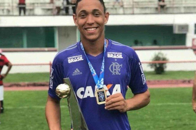 Christian Esmério foi convocado pela seleção brasileira de base antes de tragédia do Ninho do Urubu - (crédito: Foto: Reprodução/Redes Sociais) Christian Esmério foi convocado pela seleção brasileira de base antes de tragédia do Ninho do Urubu - (crédito: Foto: Reprodução/Redes Sociais)