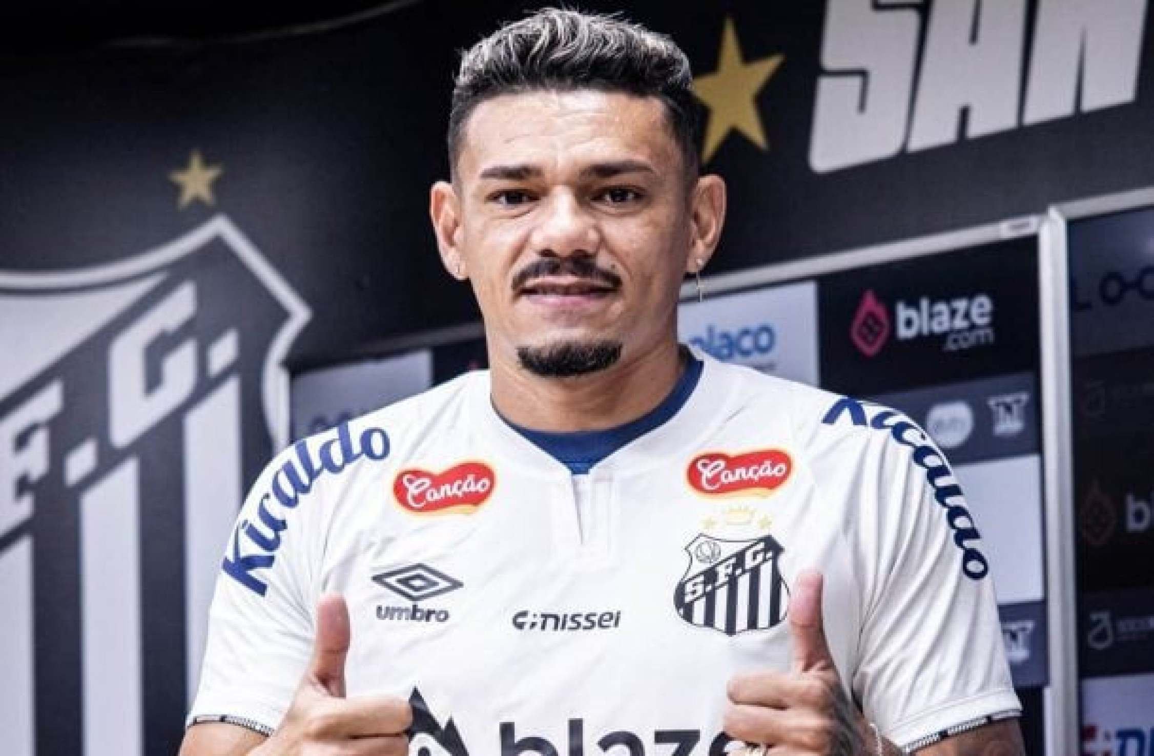 Tiquinho admite ansiedade por estreia de Neymar no Santos: ‘Tá f…!’