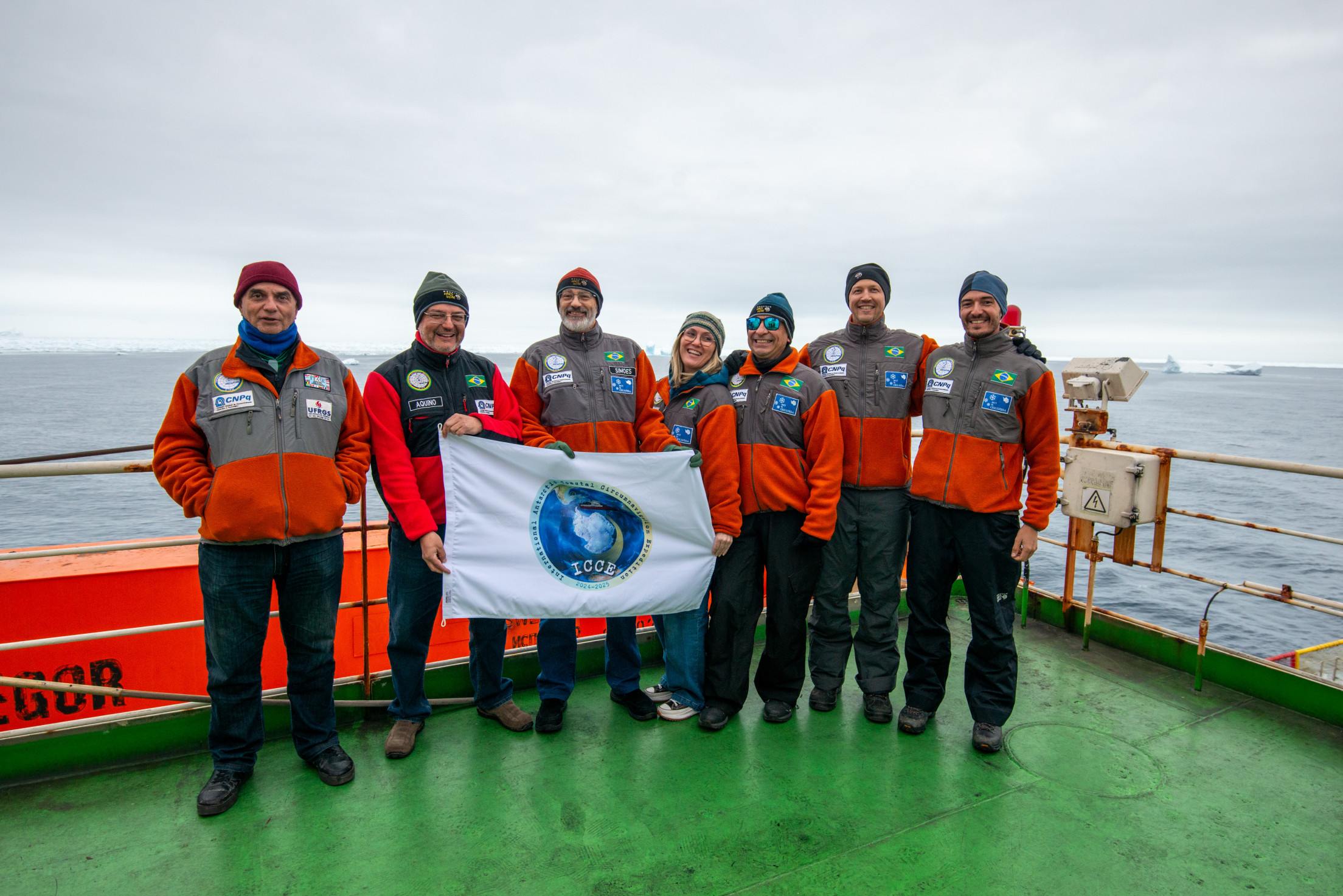 Os pesquisadores chegam ao porto do Rio Grande    