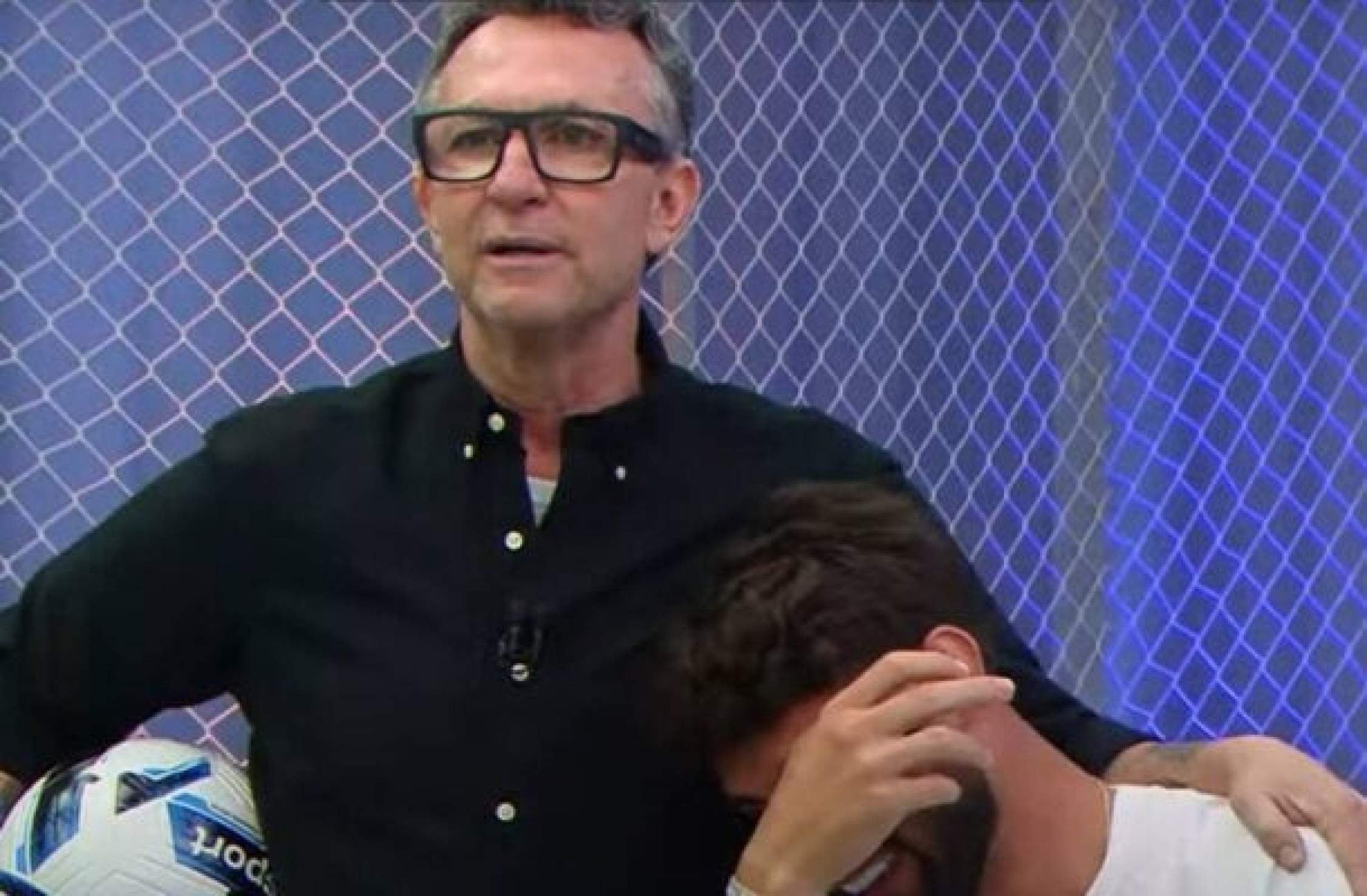 Concorrência força alteração de horário em programa do Craque Neto na Band