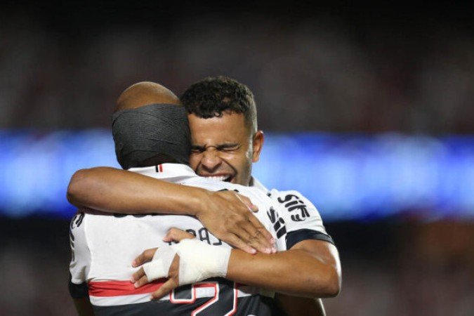 ALISSON - Ajudou na transição de jogadas, mas caiu de rendimento no segundo tempo. Assim, acabou sendo substituído por Bobadilla. NOTA 6,0 - Foto: Divulgação / São Paulo