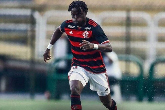 SHOLA - Substituiu Evertton Araújo aos 35 do segundo tempo e apareceu pouco. SEM NOTA. Foto: Divulgação/Flamengo