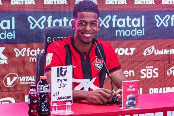 Carlinhos terá uma briga boa com Janderson pela titularidade - (crédito: Foto: Victor Ferreira/EC Vitória) Carlinhos terá uma briga boa com Janderson pela titularidade - (crédito: Foto: Victor Ferreira/EC Vitória)