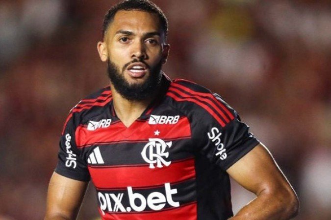 JUNINHO - Procurou sair da marcação, levando desvantagens em alguns lances. Mas mostrou oportunismo para fazer o gol que abriu o placar, seu primeiro tempo com a camisa do Flamengo. NOTA 6,5. Foto: Gilvan de Souza/Flamengo 