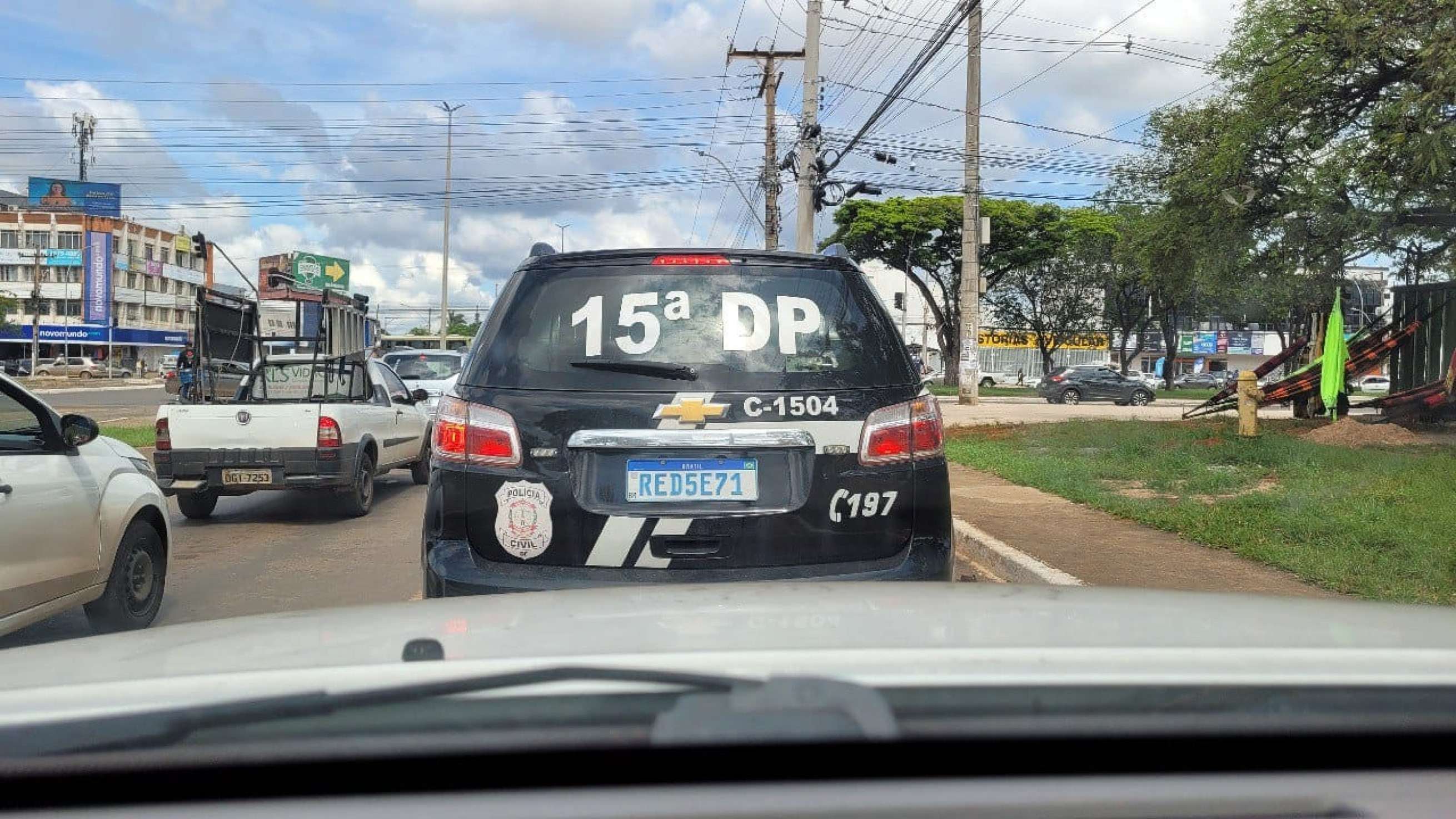 Polícia prende estelionatária que aplicou golpe de R$ 150 mil em idoso do DF