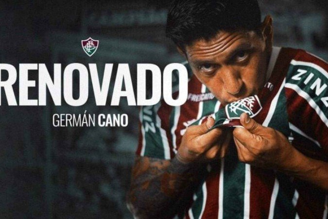 Cano (esq.) assina renovação contratual com o Fluminense -  (crédito: Foto: Marcelo Gonçalves/Fluminense)