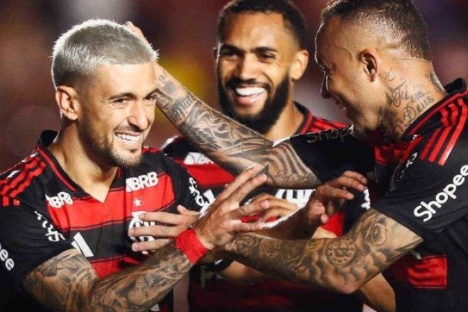 Uruguaios cobram convocação de Arrascaeta após golaço em vitória do Flamengo - (crédito: Foto: Gilvan de Souza/CRF) Uruguaios cobram convocação de Arrascaeta após golaço em vitória do Flamengo - (crédito: Foto: Gilvan de Souza/CRF)