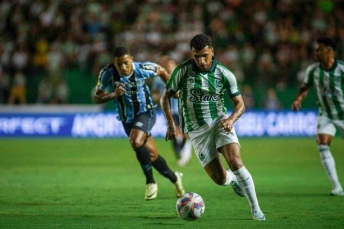 Juventude e Grêmio pelo Campeonato Gaúcho - (crédito: Fernando Alves/EC Juventude) Juventude e Grêmio pelo Campeonato Gaúcho - (crédito: Fernando Alves/EC Juventude)