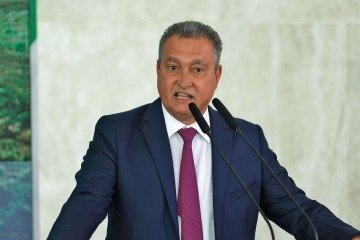 De autoria do Executivo, o projeto comentado por Rui Costa — que amplia a faixa de isenção do IR a quem ganha até R$ 5 mil e aumenta para 10% a tributação de super-ricos — tramita na Câmara sem previsão de quando será votado -  (crédito: José Cruz/Agência Brasil)