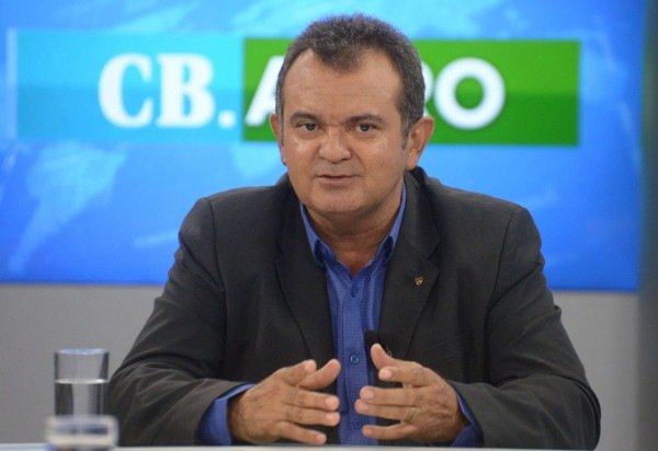  Ed Alves CB/DA Press