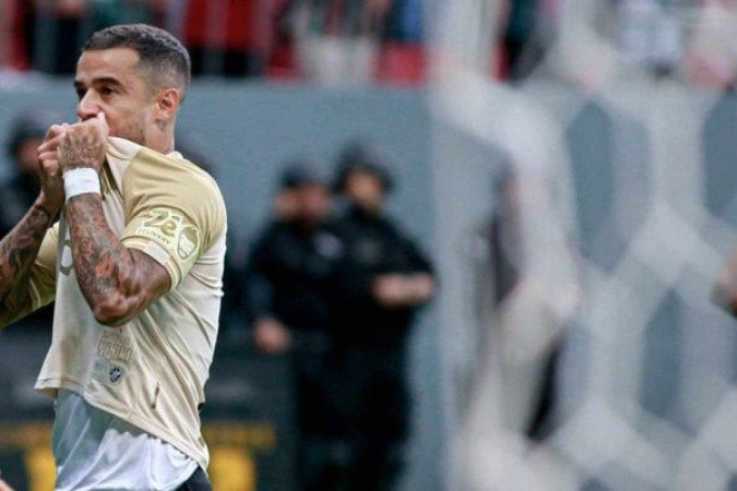 Coutinho marcou pelo Vasco contra o Flu, mas logo saiu por precaução - (crédito: Foto: Matheus Lima/Vasco) Coutinho marcou pelo Vasco contra o Flu, mas logo saiu por precaução - (crédito: Foto: Matheus Lima/Vasco)