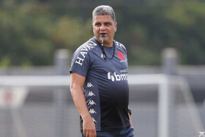 Novo técnico do Capital, Marcelo Cabo tem agem pelo Vasco, foi campeão da Série B pelo Atlético-GO e trabalhou em times da Série A -  (crédito: Rafael Ribeiro/Vasco)