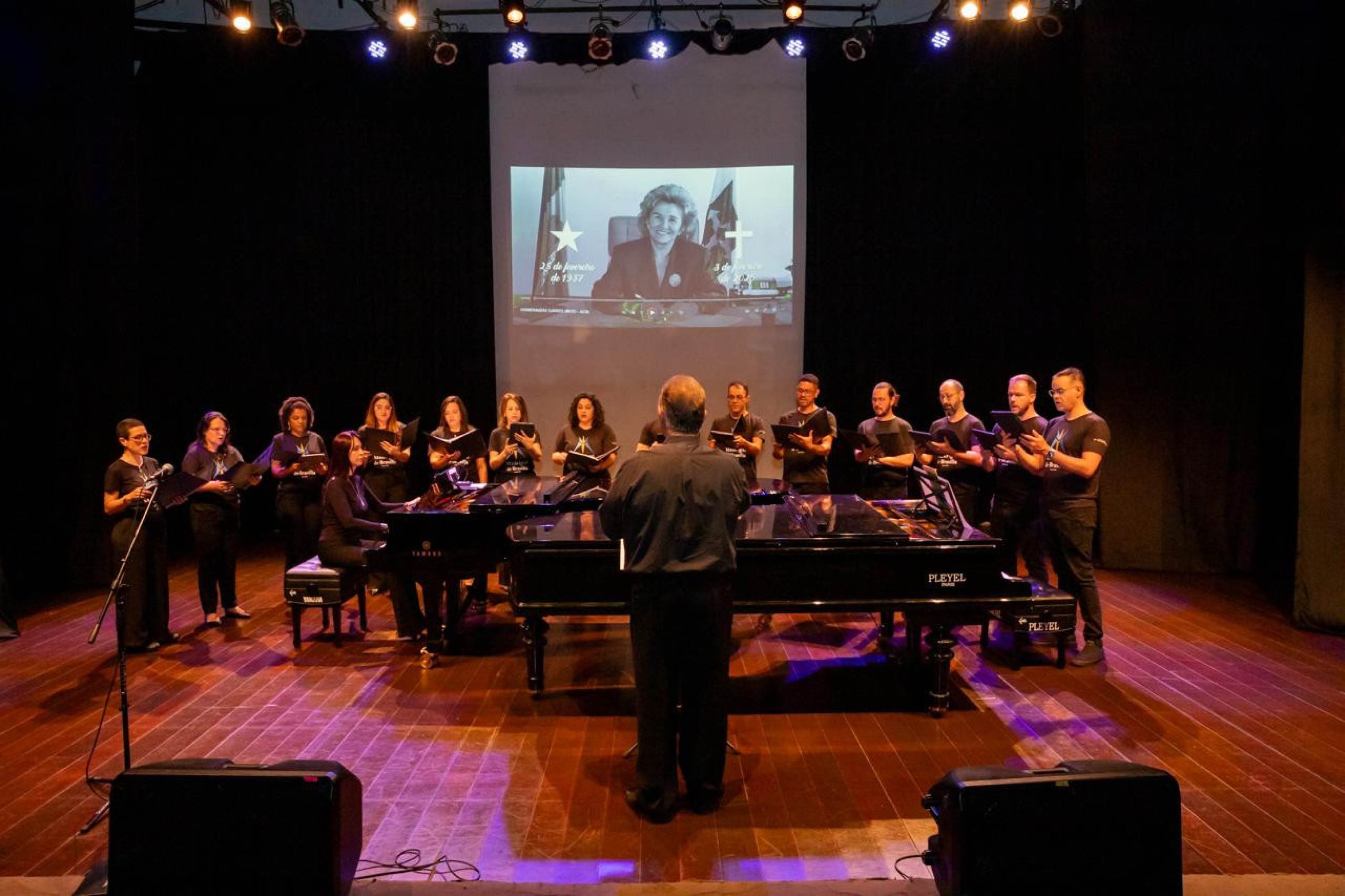  Homenagem na Escola de Música de Brasília para a ex-secretaria de Educação e ex-deputada, Eurides Brito, que faleceu em 3 de fevereiro