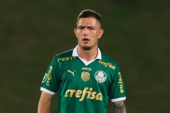 ANÍBAL MORENO- Correto na maioria do jogo. Comprometeu a sua atuação na falha no gol do Água Santa. Jogador da sua qualidade não pode dar o mole que deu para Gabriel Silva na jogada do gol de Willen. NOTA 5,0    Foto: Cesar Greco/Palmeiras