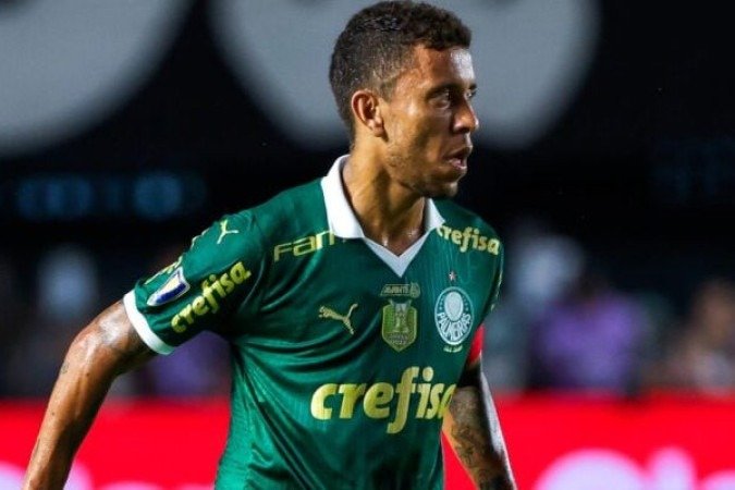 MARCOS ROCHA - O jogo correto na defesa e no apoio e comas suas laterais cobradas para a área. De ruim o fato de que foi ele quem deu condições par Willen receber e fazer o gol de empate - NOTA 6,0.  Foto: Fabio Menotti/Palmeiras