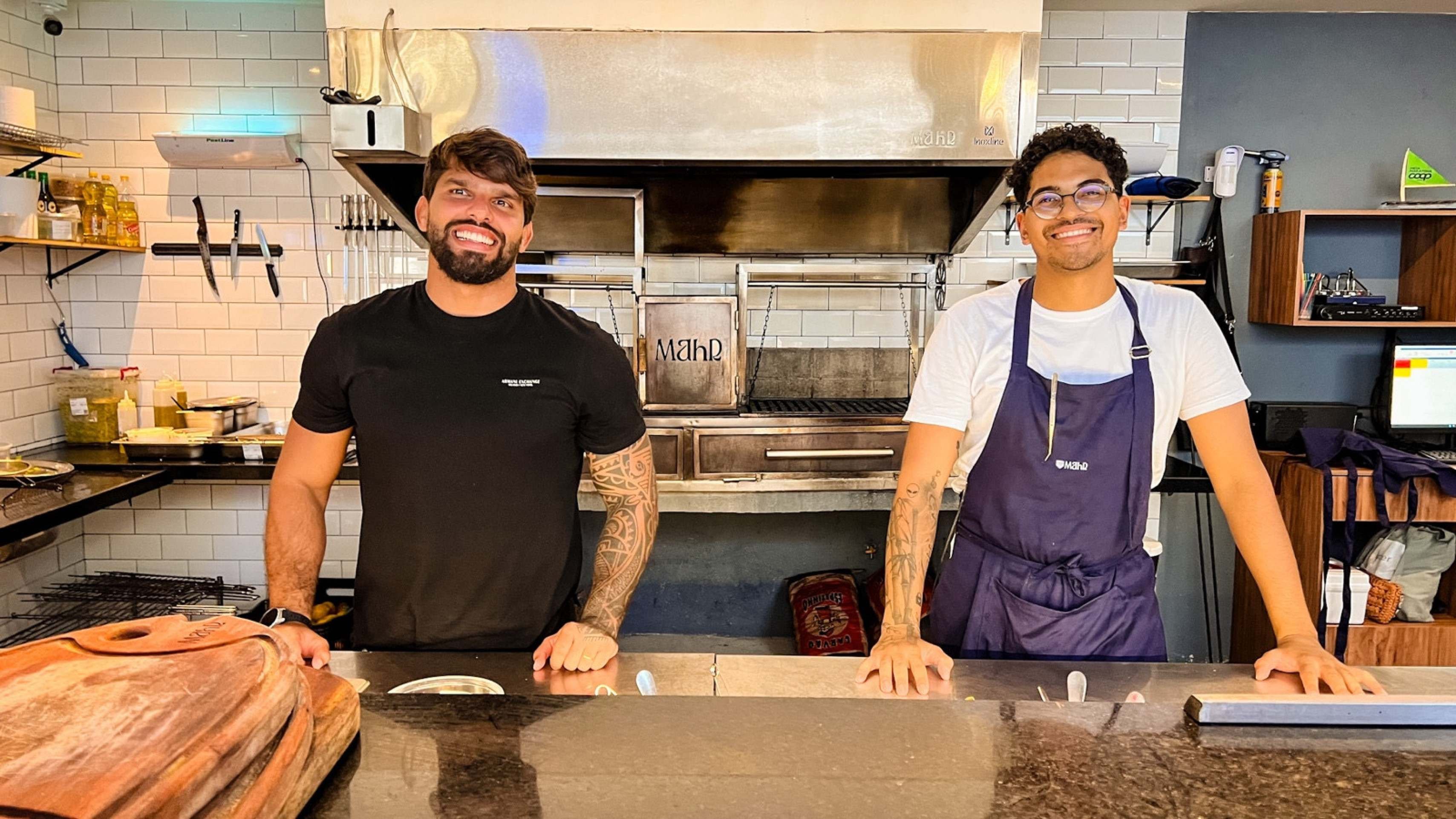Mahr Gastronomia: a sofisticação de receitas que levam os peixes dos mares de Alagoas, maturados e na brasa