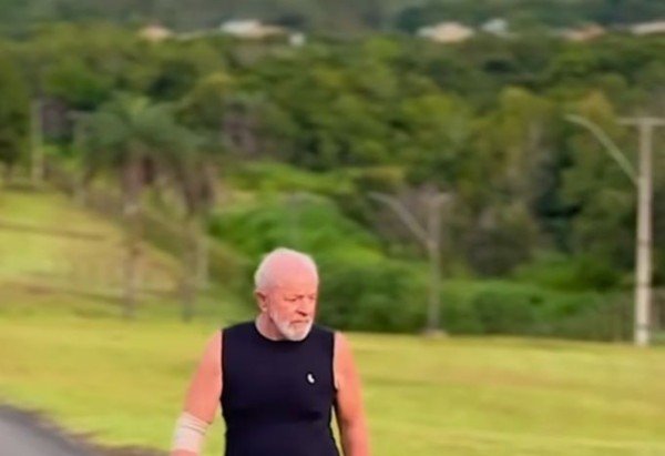 Reprodução Instagram @Lulaoficial 