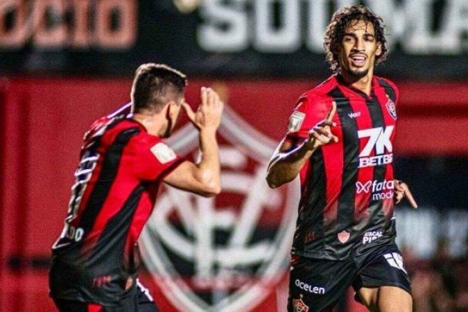 Vitória e Ferroviário se enfrentam nesta terça-feira, pelo Grupo A do Nordestão - (crédito: Foto: Victor Ferreira/EC Vitória ) Vitória e Ferroviário se enfrentam nesta terça-feira, pelo Grupo A do Nordestão - (crédito: Foto: Victor Ferreira/EC Vitória )