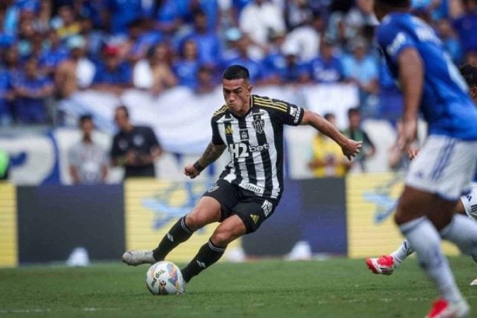Cuello em ação contra o Cruzeiro, no Mineirão - (crédito: Foto: Pedro Souza / Atlético) Cuello em ação contra o Cruzeiro, no Mineirão - (crédito: Foto: Pedro Souza / Atlético)
