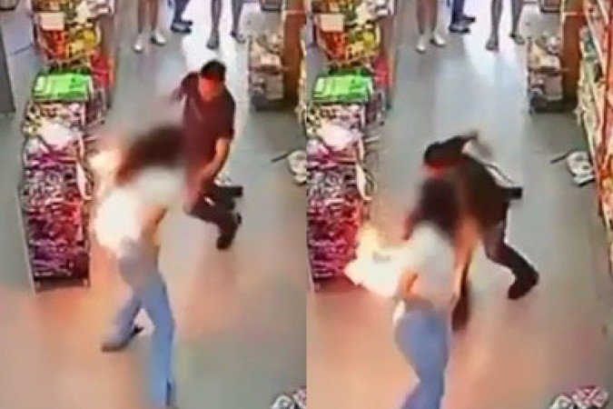 Celular explode no bolso de mulher que fazia compras - (crédito: Reprodução ) Celular explode no bolso de mulher que fazia compras - (crédito: Reprodução )