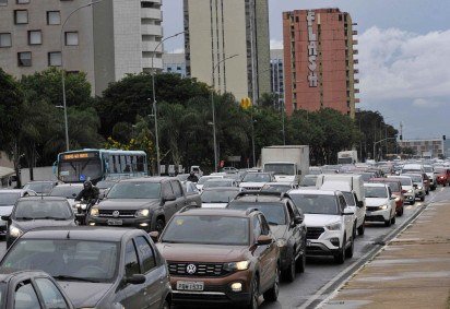 O trânsito do Distrito Federal terá mudanças significativas durante o carnaval 2025, especialmente na região central de Brasília, onde as vias Avenida S2 e a Esplanada dos Ministérios estarão interditadas -  (crédito:  Minervino Júnior/CB) -O trânsito do Distrito Federal terá mudanças significativas durante o carnaval 2025, especialmente na região central de Brasília, onde as vias Avenida S2 e a Esplanada dos Ministérios estarão interditadas -  (crédito:  Minervino Júnior/CB)