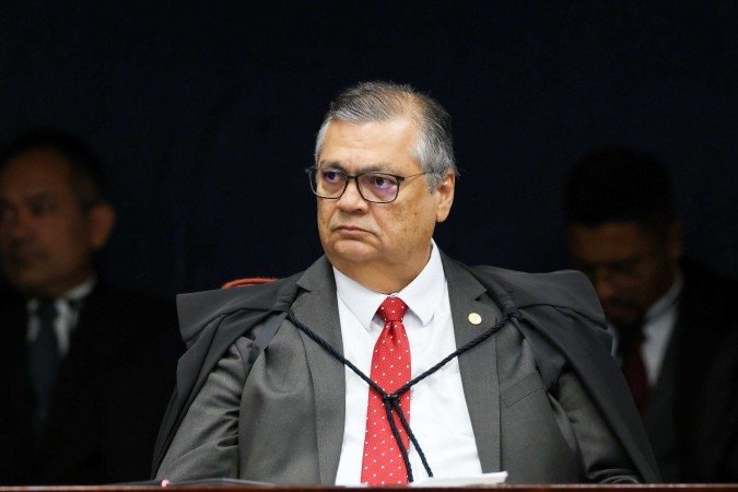 Dino afirmou que crimes permanentes não podem ser anistiados e citou o filme Ainda estou aqui
- (crédito: Gustavo Moreno/STF) Dino afirmou que crimes permanentes não podem ser anistiados e citou o filme Ainda estou aqui
- (crédito: Gustavo Moreno/STF)