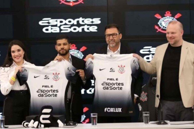 Sem patrocinadores de Flamengo e Corinthians, Governo atualiza 'bets' regularizadas até 2029 - (crédito: Foto: Divulgação) Sem patrocinadores de Flamengo e Corinthians, Governo atualiza 'bets' regularizadas até 2029 - (crédito: Foto: Divulgação)