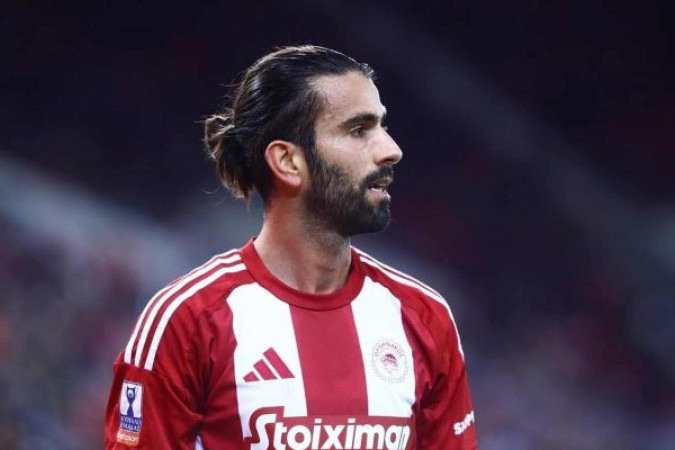 Sérgio Oliveira em ação - (crédito: Foto: Divulgação / Olympiacos) Sérgio Oliveira em ação - (crédito: Foto: Divulgação / Olympiacos)