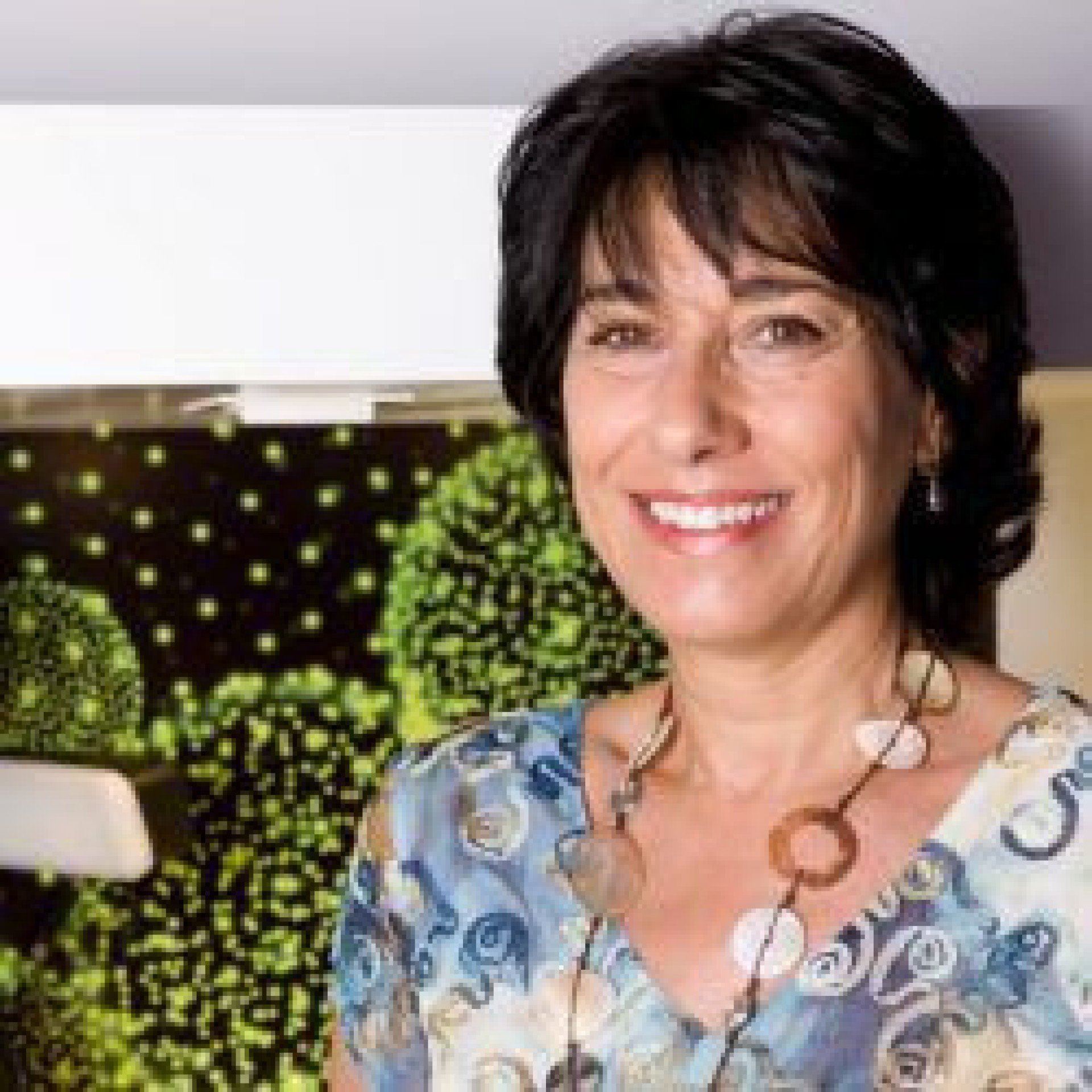 Natural da Espanha, a médica psicóloga Flora de Pablo uniu sua pesquisa científica à defesa do reconhecimento do papel das mulheres na ciência
