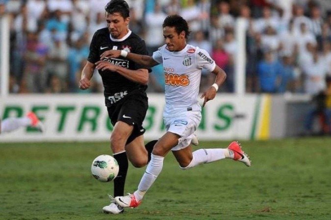 Corinthians é a pedra do sapato de Neymar nos clássicos paulistas - (crédito: Foto: Ricardo Saibun/Divulgação Santos FC) Corinthians é a pedra do sapato de Neymar nos clássicos paulistas - (crédito: Foto: Ricardo Saibun/Divulgação Santos FC)