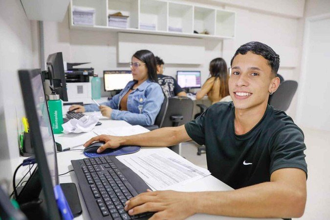 Edital contempla estudantes matriculados em instituições de ensino públicas e particulares. - (crédito: Lúcio Bernardo Jr/Agência Brasília.) Edital contempla estudantes matriculados em instituições de ensino públicas e particulares. - (crédito: Lúcio Bernardo Jr/Agência Brasília.)
