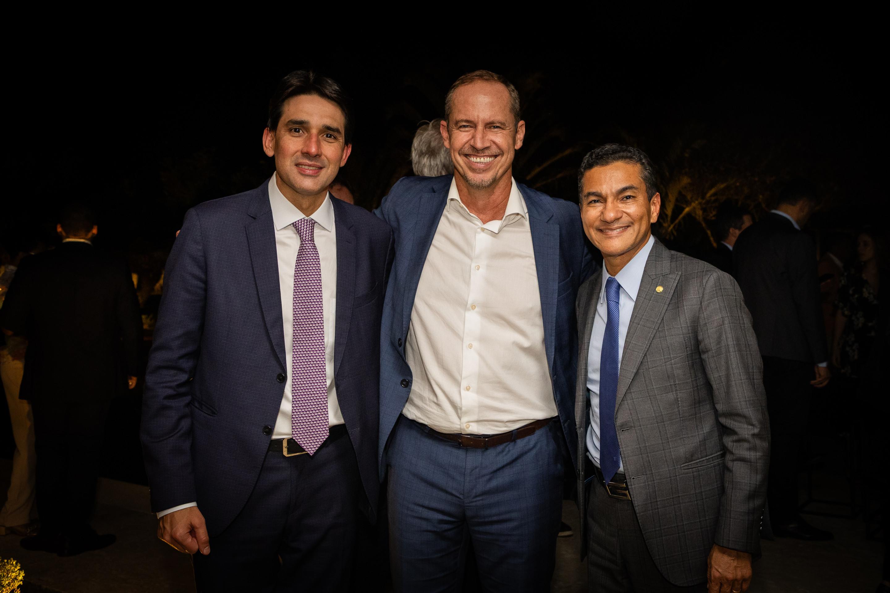 Ricardo Cappelli, Marcos Pereira e Silvio Costa Filho 