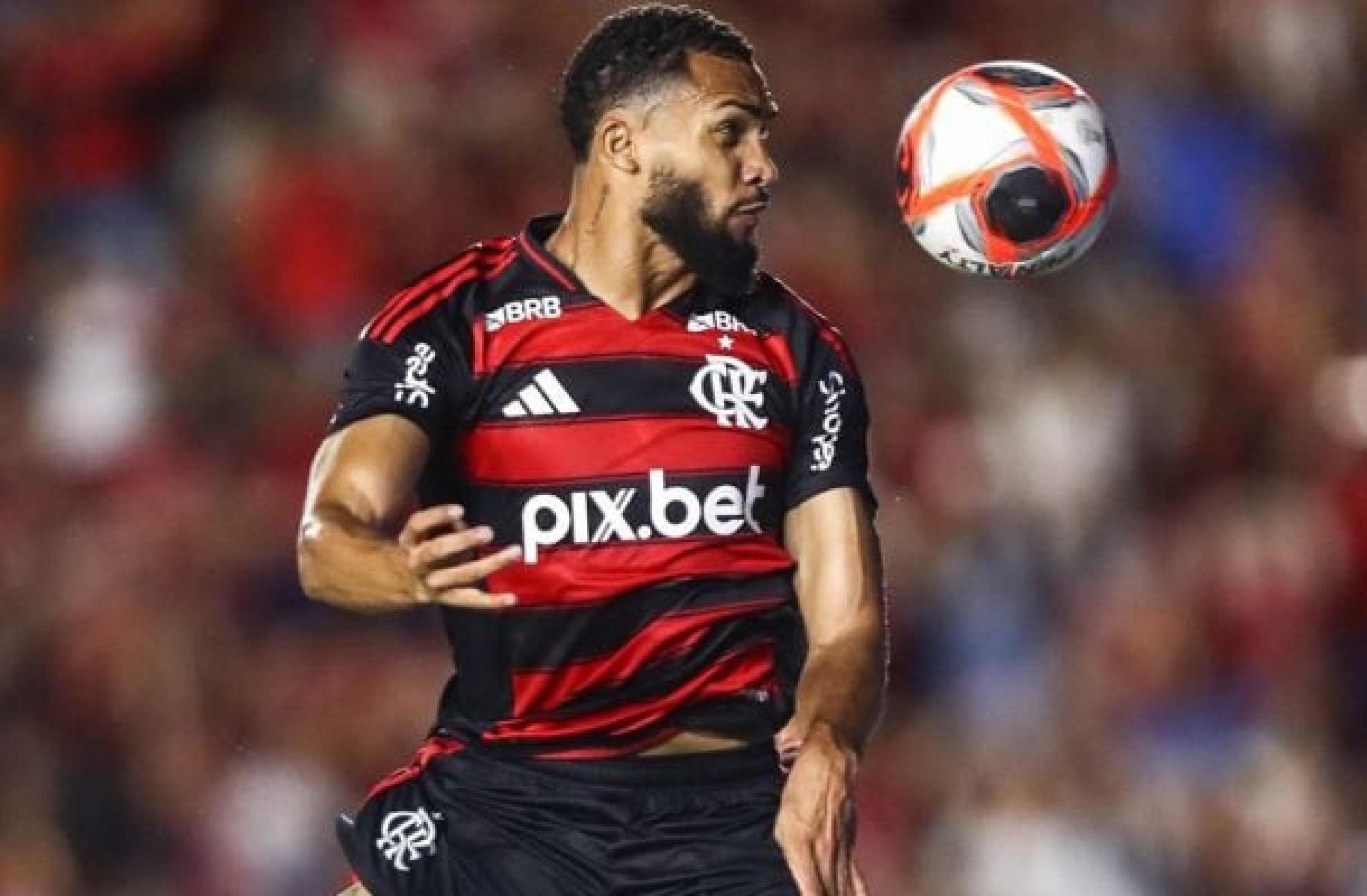 Flamengo atualiza situação de Juninho e exame não indica lesão