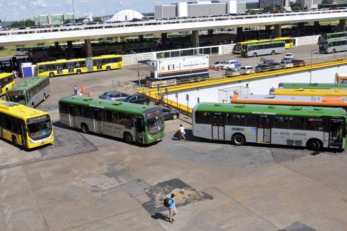  14/02/2025. CrÃ©dito: Minervino JÃºnior/CB/D.A Press. Brasil.  Brasilia - DF. Tarifa Zero no transporte pÃºblico. OpniÃ£o dos passageiros na rodoviÃ¡ria de BrasÃ­lia. 