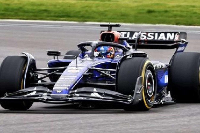 Nas redes sociais, a escuderia escreveu que Sainz está em seu habitat natural  -  (crédito: Reprodução Instagram @williamsracing)