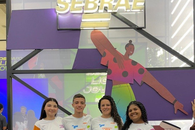 A programação inclui visitas a hubs de tecnologia, a Embaixada do Brasil e muito networking no SINFO Tech Conference.