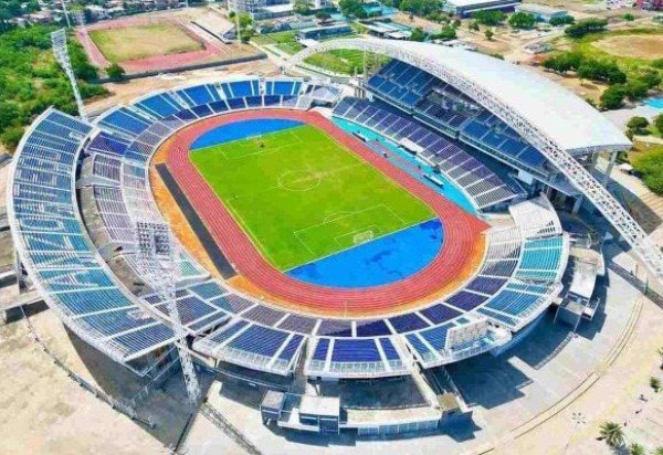 Créditos: Reprodução/Instagram/@laligafutve2 e @anzoategui_fc